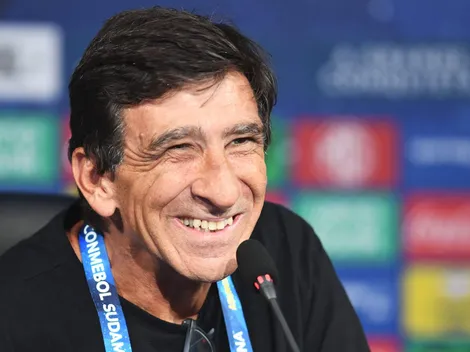 En la previa de la final de Copa Sudamericana, el presidente de Racing habló del futuro de Gustavo Costas