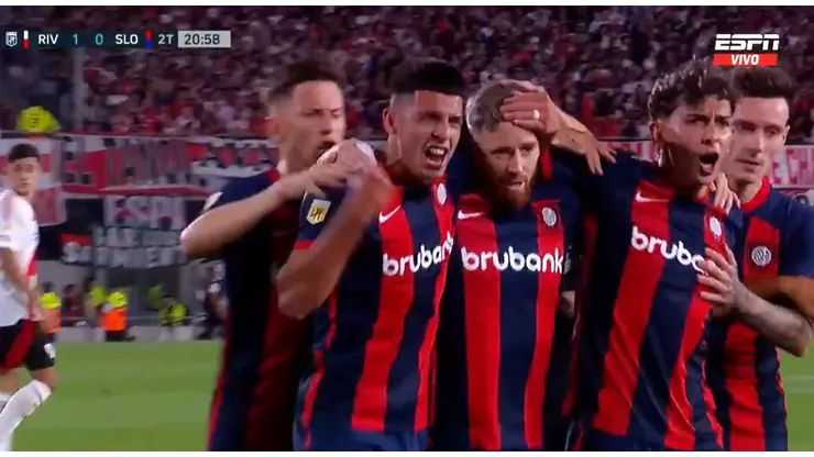 La celebración de los jugadores de San Lorenzo.