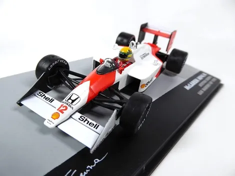 Los 5 productos de Ayrton Senna más vendidos en Amazon que llegan a Argentina