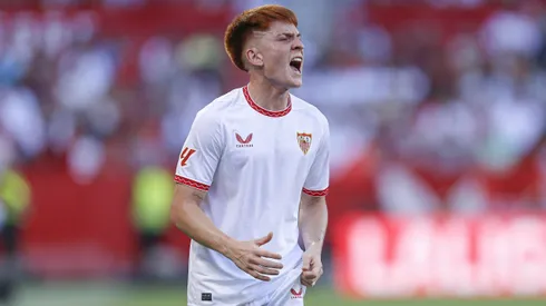 Sevilla evalúa reemplazar a Barco con un futbolista que lleva cinco meses sin club