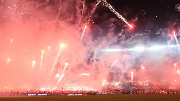 Así fue el impactante recibimiento en el Monumental