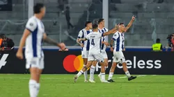Talleres sigue prendido en la pelea.