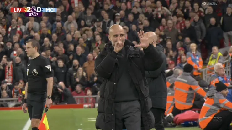 El gesto de Josep Guardiola.