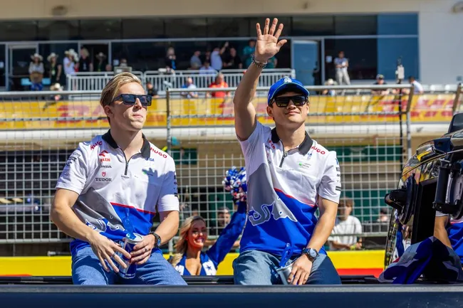 RB piensa quedarse con Lawson y Tsunoda y no piensa en Colapinto. IMAGO