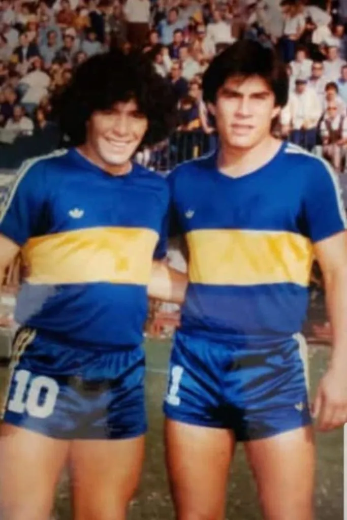 Maradona y Perotti en 1981.