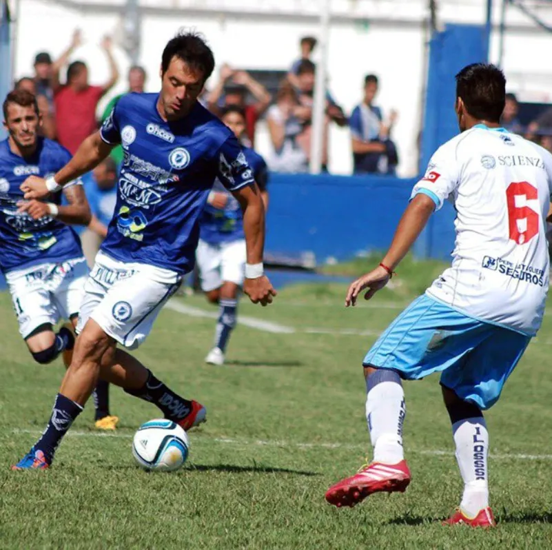Alejandro Delorte en San Martín de Burzaco.