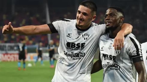 Racing se despidió del torneo: perdió ante Central Córdoba y lo festejó Vélez