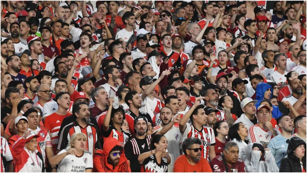 Los hinchas de River volvieron a dar la nota.