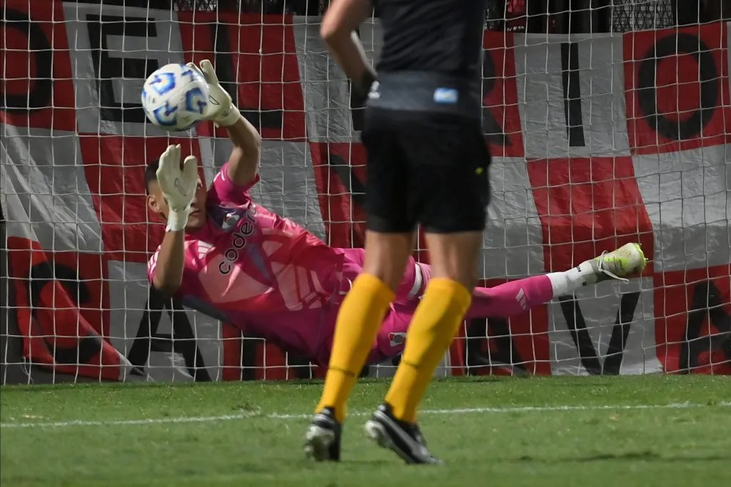 Lavagnino tapó un penal clave para que River sea campeón en Reserva.