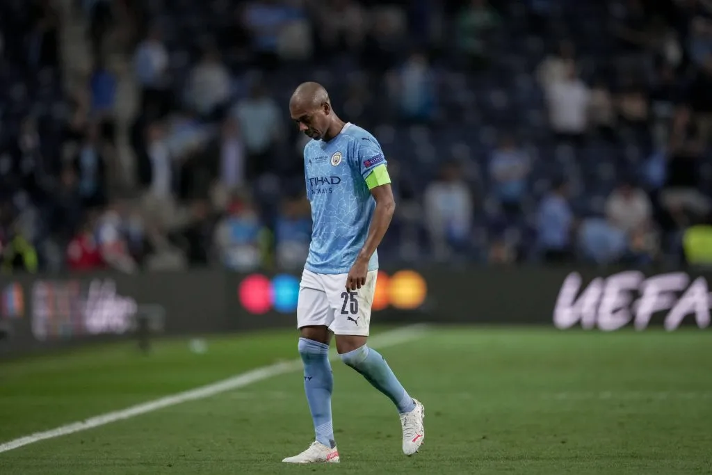 Fernandinho no pudo ganar la final de Champions en la que capitaneó al City de Guardiola. IMAGO
