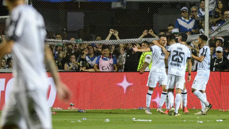 El festejo de los jugadores de Central Córdoba.