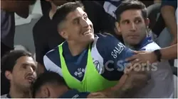 Santiago Cáseres, furioso con un hincha de Vélez