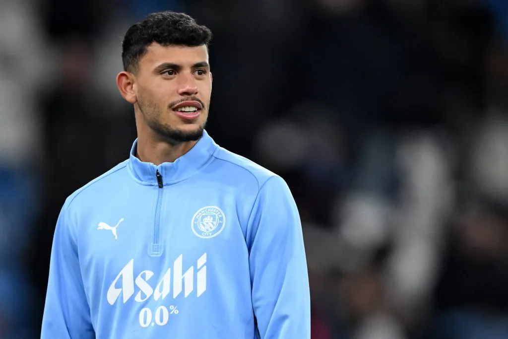 Guardiola evalúa poner a Nunes de central vs. Manchester United. IMAGO