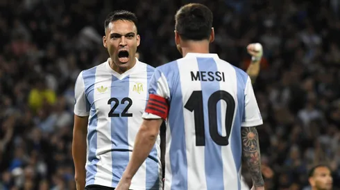 Lautaro Martínez y Lionel Messi.