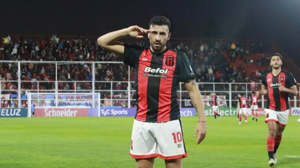 Claudio Salto en Defensores de Belgrano.