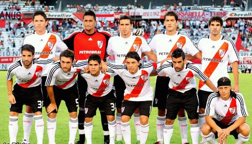 Ferrero, entre Vega y Nico Sánchez. (Foto: Archivo La Página Millonaria).