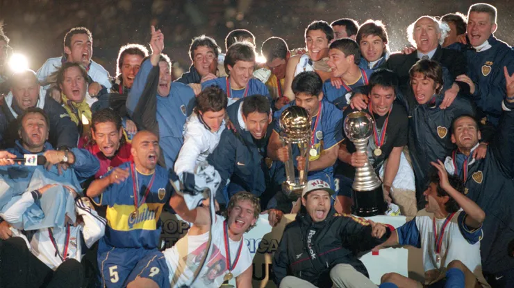 Guillermo Barros Schelotto reveló que Fernando Hierro entró al vestuario de Boca para felicitarlos luego de la Intercontinental 2000.