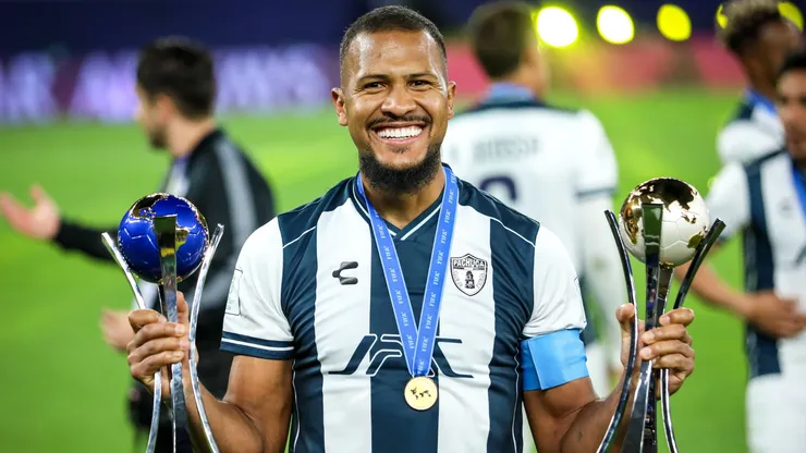 El ex River, Salomón Rondón, anotó un gol en la victoria de Pachuca por 3-0 ante Botafogo.