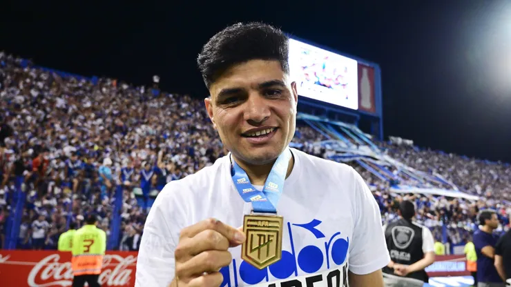 Aquino prioriza su renovación con Vélez antes de ir a Boca