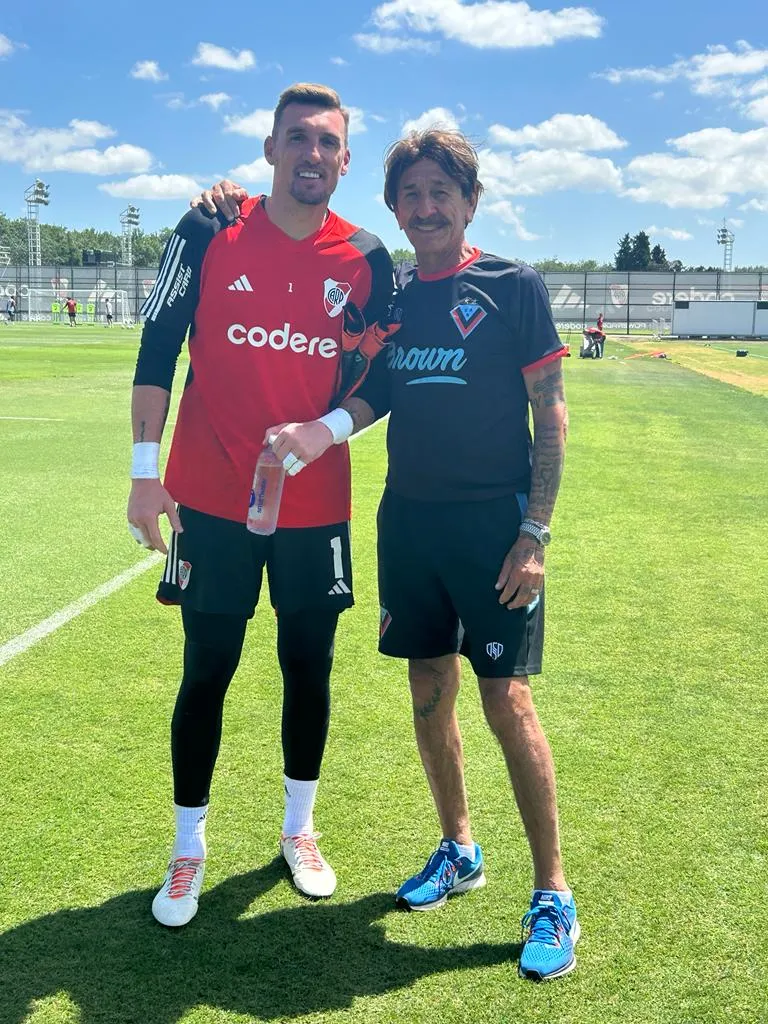 Con Armani, el día que fue al River Camp. Foto: Gentileza Pablo Vicó.
