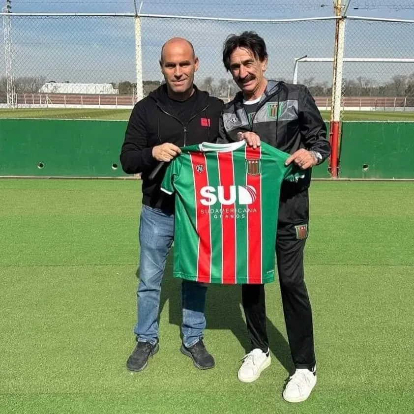 Vicó en su llegada a Agropecuario. Lo salvó del descenso. Foto Agropecuario.