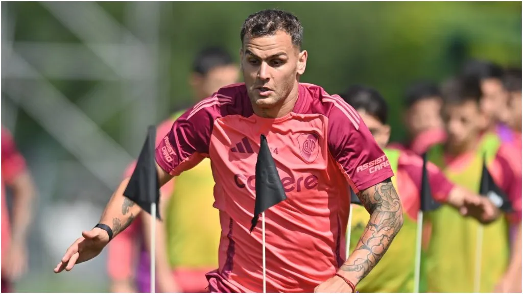 Se lesionó Leandro González Pirez.