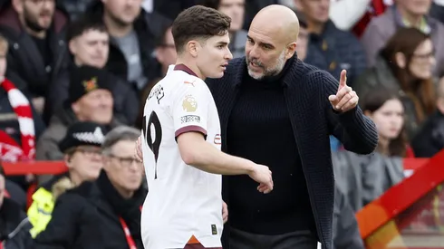 Julián Álvarez contó que Pep Guardiola lo despidió en buenos términos del Manchester City.