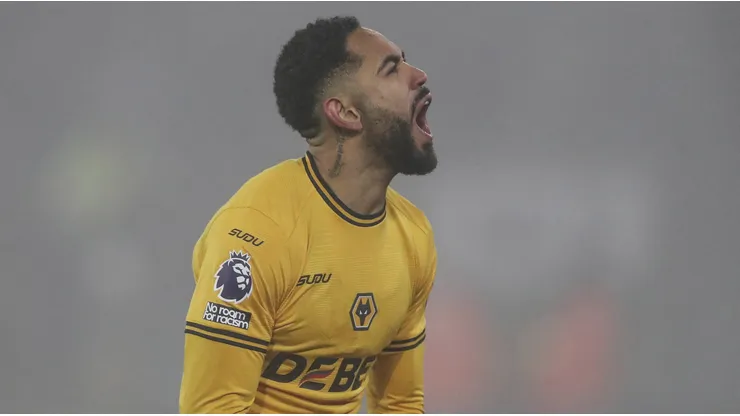 El tremendo gol olímpico de Matheus Cunha contra el Manchester United de Lisandro Martínez y Garnacho