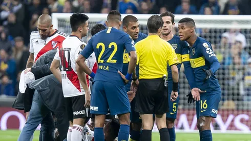 Los jugadores de River y Boca en la final de la Copa Libertadores.