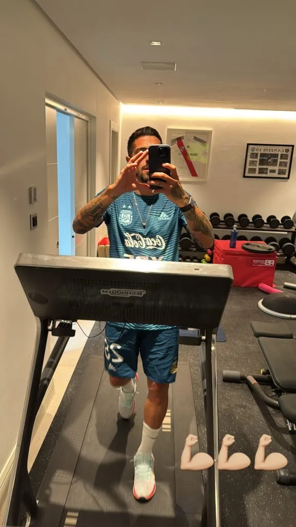 Manuel Lanzini se entrena por su cuenta mientras busca renovar en River.