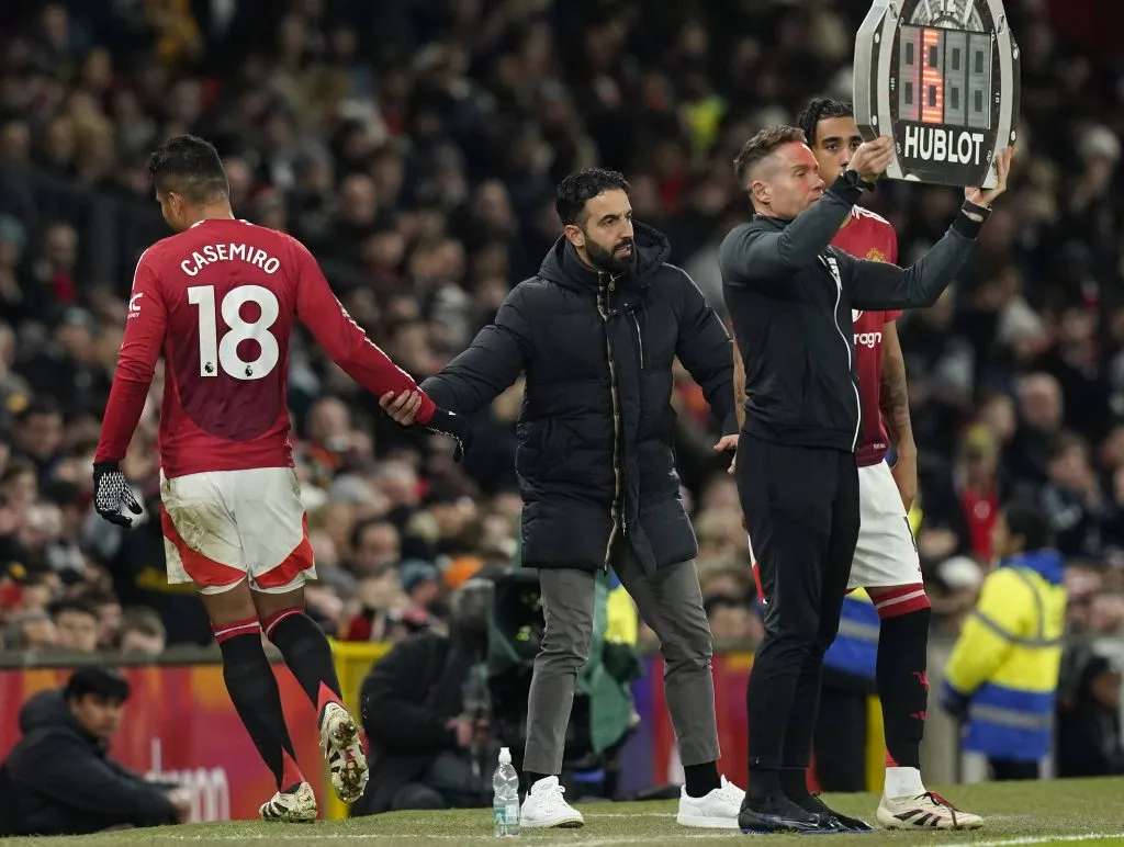 La falta de minutos con Amorim habría llevado a Casemiro a pedir su salida del club. IMAGO