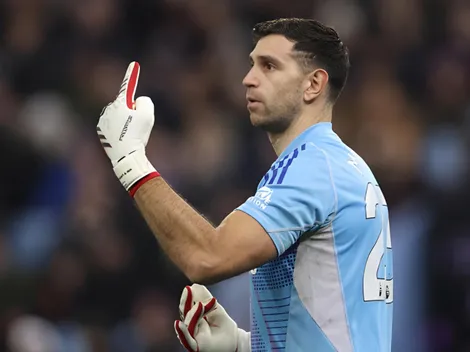 El Aston Villa de Dibu Martínez quiere robarle un fichaje al Barcelona