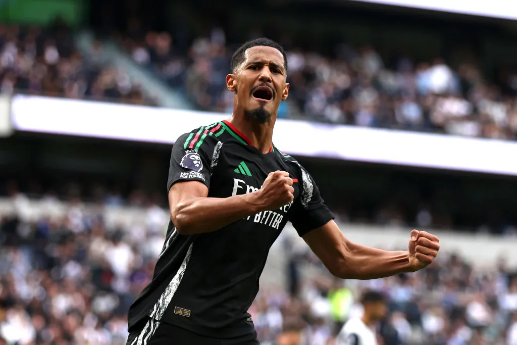 William Saliba es el defensor que quiere Florentino Perez.