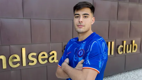 Aaron Anselmino podría marcharse del Chelsea.