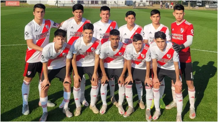 Agustín Wierna junto a sus compañeros