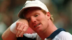 Jim Courier se retiró con 29 años de edad.