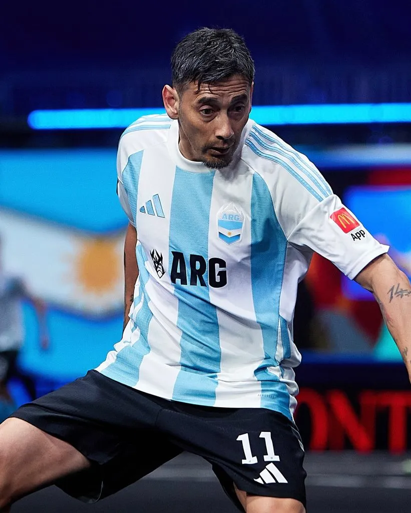 Sambueza se puso la de Argentina para la Kings League. Foto IG.