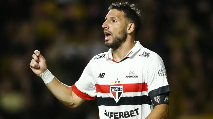 Jonathan Calleri interesa en River.