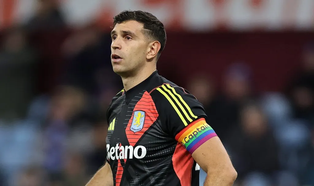 Emiliano Martínez, el mejor arquero del mundo para France Football y FIFA.