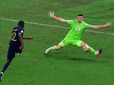 A más de dos años de Qatar 2022, Dibu Martínez y Kolo Muani podrían ser compañeros en el Aston Villa