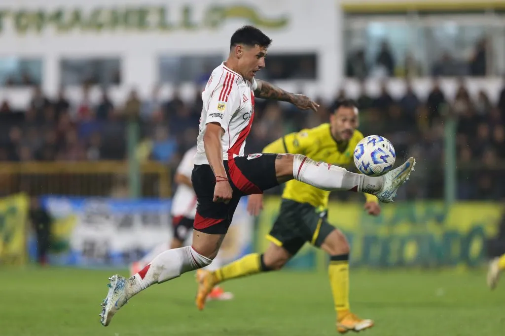 Adam Bareiro todavía no marcó goles en River.
