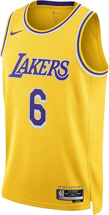 La camiseta número 6 de LeBron James en Los Angeles Lakers.