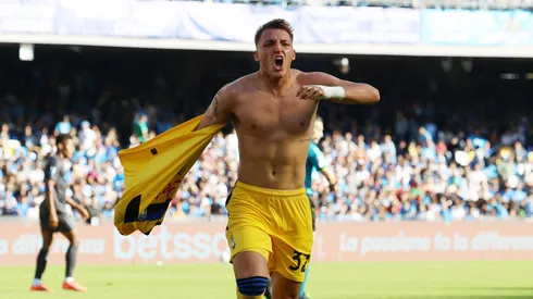 Mateo Retegui festeja su gol en la victoria de Atalanta por 3-0 ante Napoli en la fecha 11 de la Serie A.