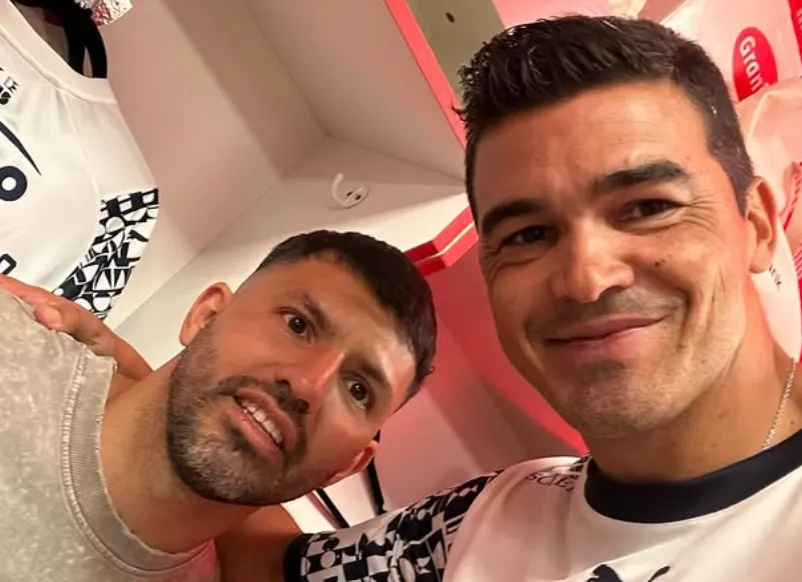Sergio Agüero y Jeremías Caggiano. (Foto: Gentileza Jeremías Caggiano).
