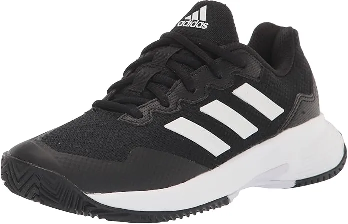 Las Adidas Gamecourt 2.0 en su versión de color negro.