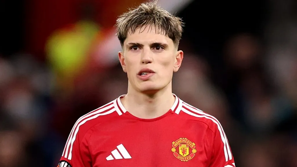 Garnacho tendrá que esperar 48hs antes de conocer su futuro.