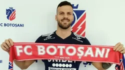 Matricardi, de jugar con Riquelme a triunfar en Rumania: "Acá no preguntan por Messi"