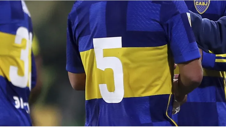 Un jugador de Boca se quedó con la 5: qué número le queda disponible a Leandro Paredes