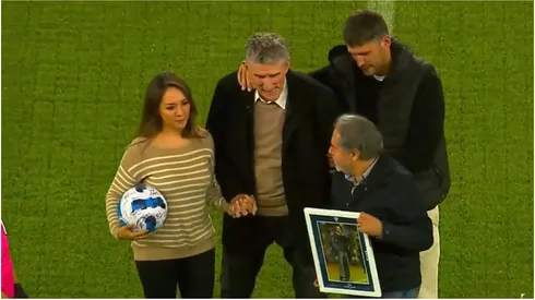 El hermoso homenaje al Patón Bauza en Ecuador