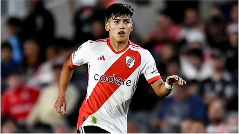 Ian Subiabre con la camiseta de River.
